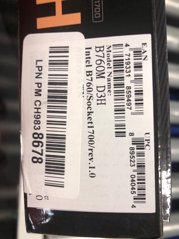 Photo 3 of GIGABYTE B760M D3H (LGA 1700/ Intel/ B760/ Micro ATX/ DDR5/ Dual M.2/ PCIe 4.0/ USB 3.2 Gen 2 Type-C/Intel 2.5GbE LAN/Q-Flash Plus/PCIe EZ-Latch/Motherboard)