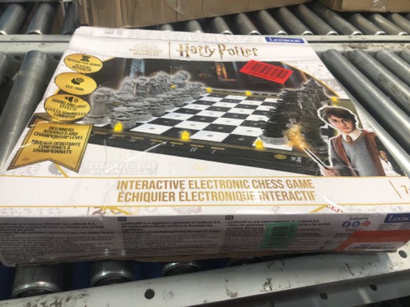 Photo 1 of LEXiBOOK - Harry Potter Chess Games, Magnetic and Foldable Chess Board, 32 Pieces, Family Game, CGM300HP