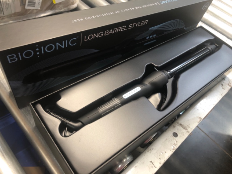 Photo 2 of **NONREFUNDABLE**FOR PARTS OR REPAIR**SEE NOTES**
BIO IONIC Long Barrel Styler 1.25 Inch (Pack of 1)