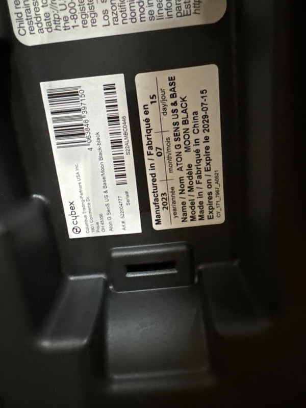 Photo 3 of **USED**Cybex Aton G Infant Car Seat with Linear Side-Impact Protection, 11-Position Adjustable Headrest, in-Shell Ventilation, Easy-in Buckle and Secure Safelock Base, Moon Black with Sensor Safe Car Seat Moon Black - Sensor Safe