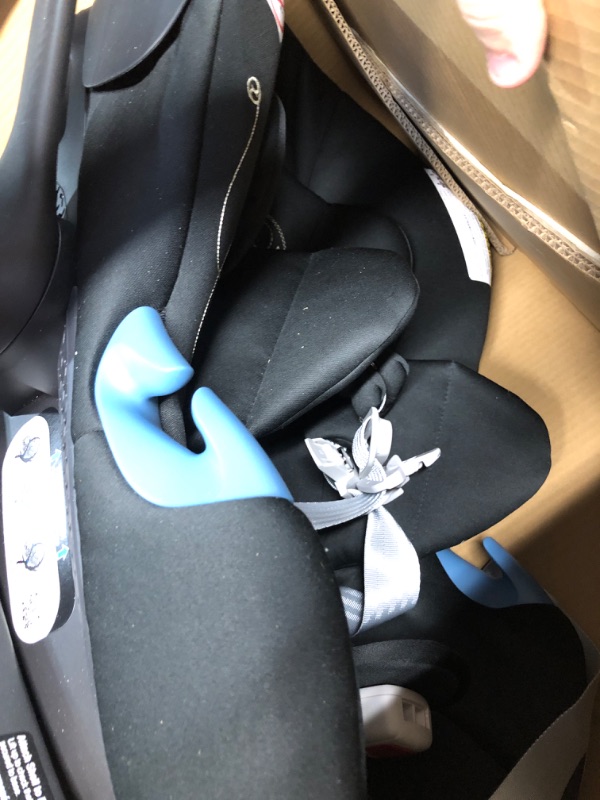 Photo 6 of **USED**Cybex Aton G Infant Car Seat with Linear Side-Impact Protection, 11-Position Adjustable Headrest, in-Shell Ventilation, Easy-in Buckle and Secure Safelock Base, Moon Black with Sensor Safe Car Seat Moon Black - Sensor Safe