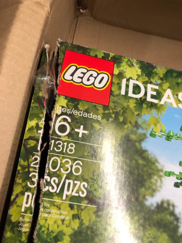 Photo 5 of LEGO Ideas Tree House Collectors Model Building Set 21318