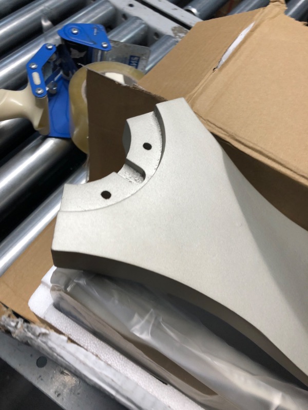 Photo 1 of ***USED - LIKELY MISSING PARTS - UNABLE TO VERIFY FUNCITONALITY***
Fanimation B6720-48BN Spitfire Set of Three Ceiling Fan Blades, 48 Inch, Brushed Nickel
