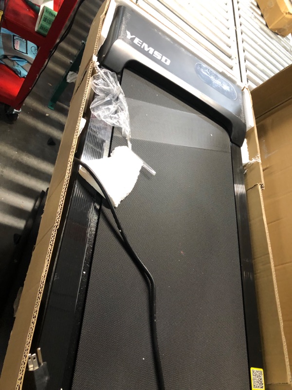 Photo 5 of ***USED - DOESN'T WORK - SEE COMMENTS***
Walking Pad, Walking Pad Treadmill 330 lb Capacity?3 in 1 Portable Under Desk Treadmill for Home and Office with Remote Control, LED Display Black