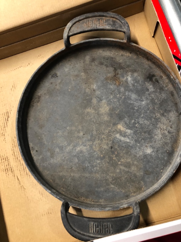 Photo 2 of ***HEAVILY USED - RUSTED - SEE PICTURES***
Weber Porcelain-Enameled Cast-Iron Non-stick Griddle, 12"