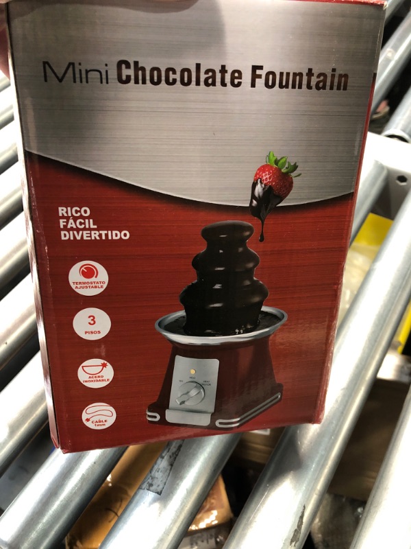 Photo 1 of (USED/DIRTY) MINI CHOCLATE FOUNTAIN RED 