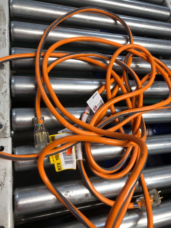 Photo 1 of 25 ft. 12/3 Heavy-Duty Indoor/Outdoor Extension Cord