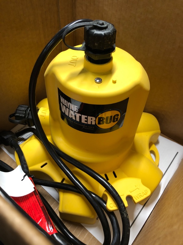 Photo 2 of ***USED - MAKES GRINDING NOISE WHEN PLUGGED IN - UNABLE TO TEST FURTHER***
WAYNE WaterBUG 1/6 HP 1350 GPH Submersible Multi-Flo Technology-Water Removal and Transfer Pump, No Size, Yellow WWB WaterBug 1/6 HP 1350 GPH