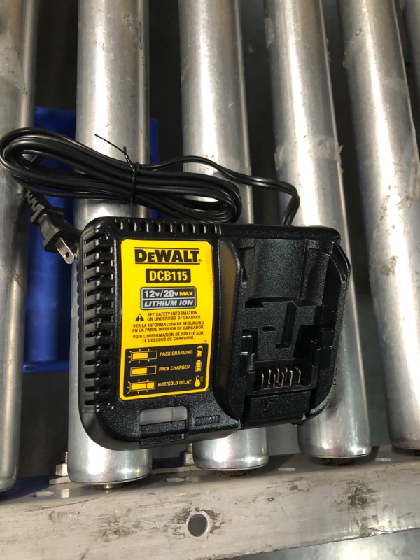 Photo 2 of DEWALT 20V MAX* Charger (DCB115)