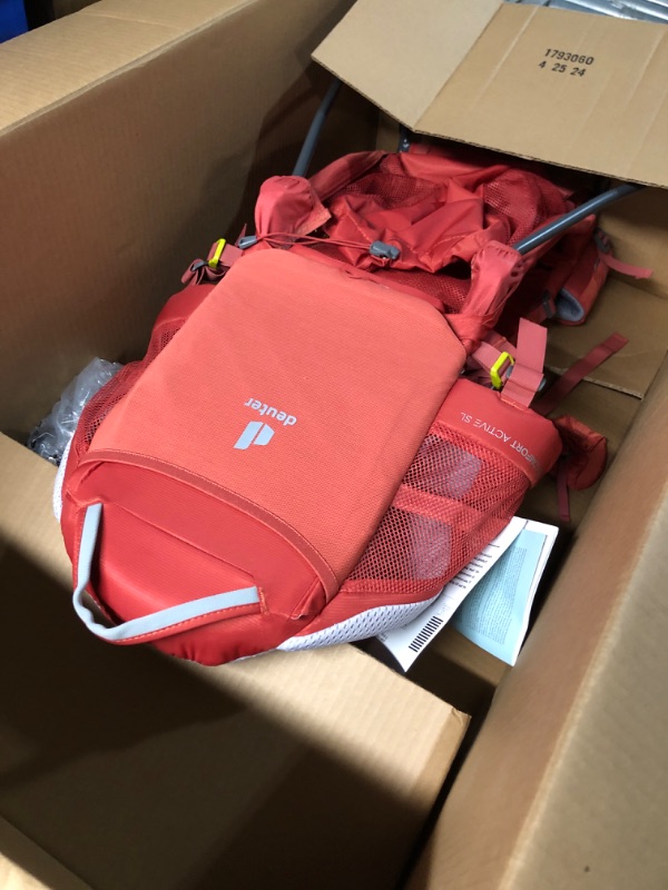 Photo 2 of Deuter Kid Comfort Active Currant RED