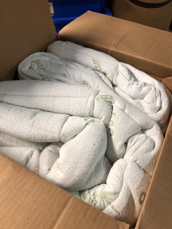 Photo 1 of Bamboo_Viscose Mattress Topper King,1200 GSM Cooling Mattress Pad,Extra Thick Pillow Top Mattress Topper for Back Pain,2" Down Alternative Filling with 8"-21" Deep Pocket(King,78"x80") Green King