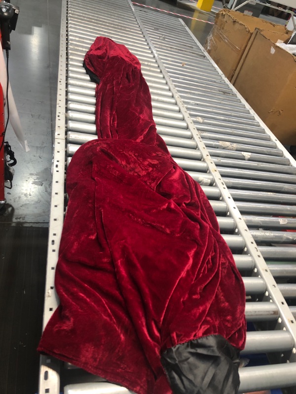 Photo 1 of Generic XXL 8.5ft cape with hood- red and black