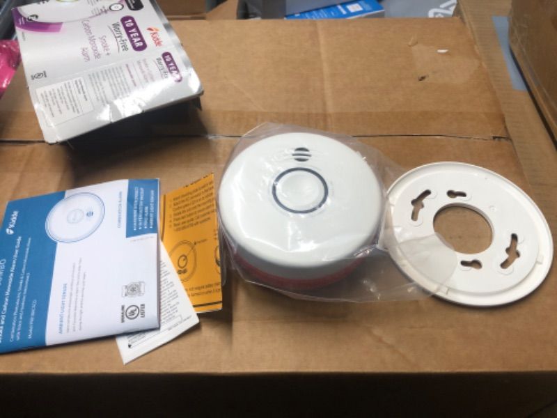 Photo 2 of Kidde P4010ACS-W P4010 Smoke Detector, Hardwired Alarm with Lithium Battery Backup, Voice Warning, White