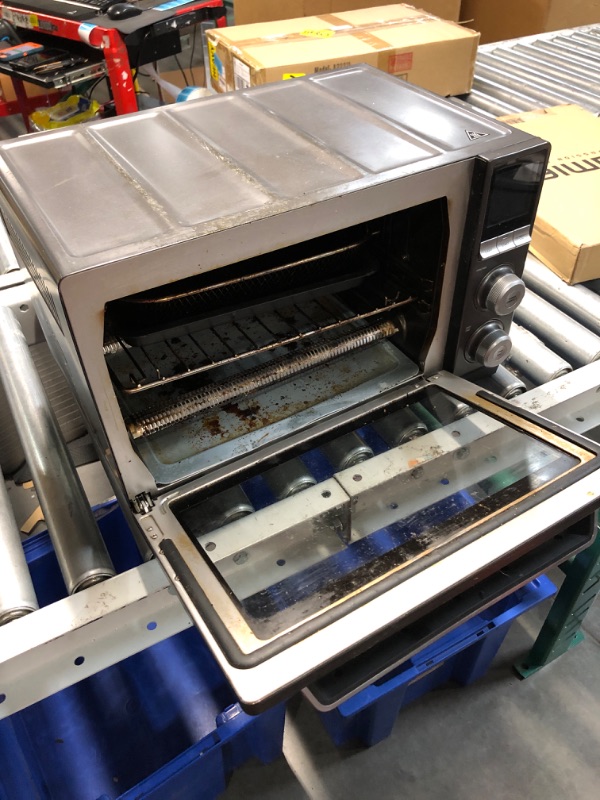 Photo 2 of **AS-IS - FOR PARTS ONLY**
Calphalon Performance Air Fry Convection Oven