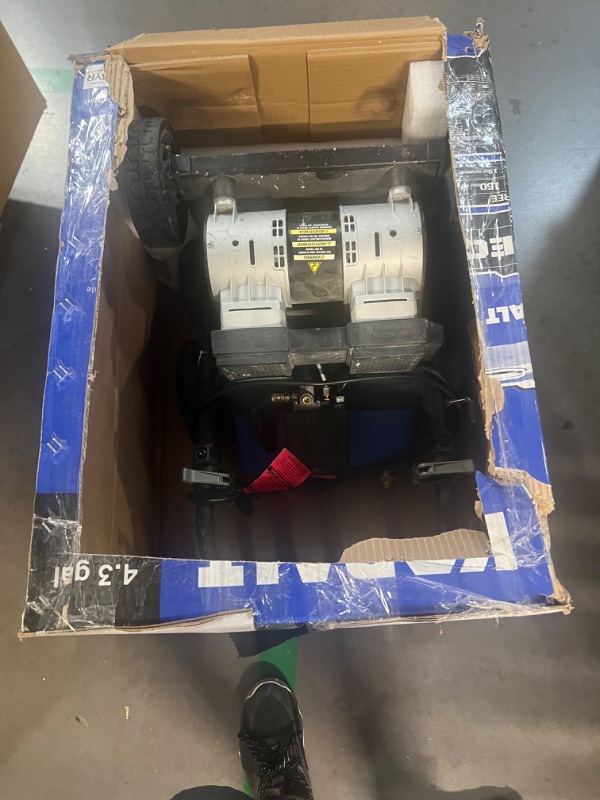 Photo 1 of used***
Kobalt QUIET TECH 4.3-Gallon Portable Electric 150 PSI Twin Stack Quiet Air Compressor

