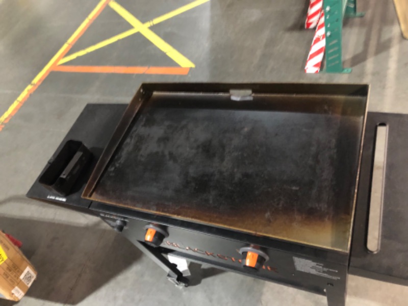 Photo 8 of ***USED - DAMAGED - MISSING PARTS - SEE COMMENTS***
Blackstone 28" Griddle, Black, With Shelves