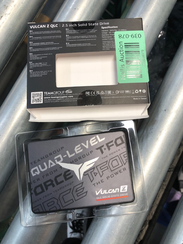 Photo 2 of (READ FULL POST) TEAMGROUP T-FORCE Vulcan Z 4TB SLC Cache 3D NAND QLC 2.5 Inch SATA III Internal Solid State Drive SSD (R/W Speed up to 550/510 MB/s) T253TY004T0C101