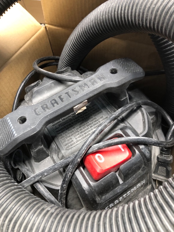 Photo 1 of  Craftsman Vacuum Cleaner 2.5 Gallon 2 Peak HP Wet/Dry Vac