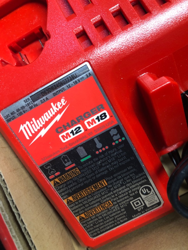 Photo 5 of (READ FULL POST) Milwaukee 2626-21CP M18 Lithium-Ion Cordless Multi Tool Kit (1.5 Ah)