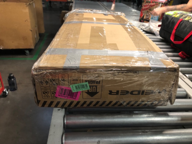 Photo 1 of ***USED - LIKELY MISSING PARTS - UNABLE TO VERIFY FUNCTIONALITY***
Weider Gym Weider Platinum Squat Rack
