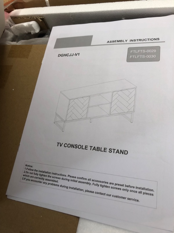 Photo 5 of ***NONREFUNDABLE - THIS SALE FINAL -  PARTS ONLY - SEE COMMENTS***
YITAHOME TV Cabinet for 55 Inch TV, Mid Century Modern TV Stand with Storage Cabinet & Adjustable Shelf, Entertainment Cabinet Media TV Console with Natural Oak Finish for Living Room, Wal