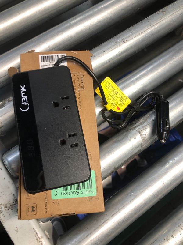 Photo 1 of (READ FULL POST) BMK - Inversor de corriente para automóvil de 200 W, CC 12 V a 110 V CA, inversor de coche, 4 puertos USB, adaptador de cargador para coche, convertidor de enchufe con interruptor y pantalla LCD
