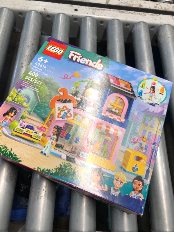 Photo 2 of **BOX DAMAGE**LEGO Friends Vintage Fashion Store, Social-Emotional Toy, Buildable Model, Role-Play Gift Idea for Kids Aged 6 Years Old and Up, Mini-Doll Characters and Cat Figure, Play Together Toy, 42614
