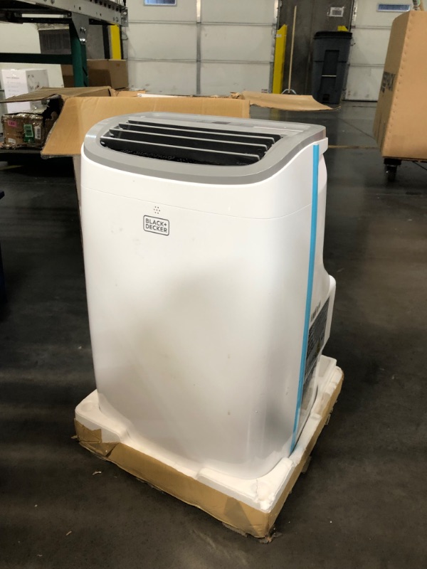 Photo 8 of ***USED - UNTESTED - MISSING PARTS - SEE COMMENTS***
BLACK+DECKER 8,000 BTU Portable Air Conditioner up to 350 Sq.Ft.with Remote Control, White