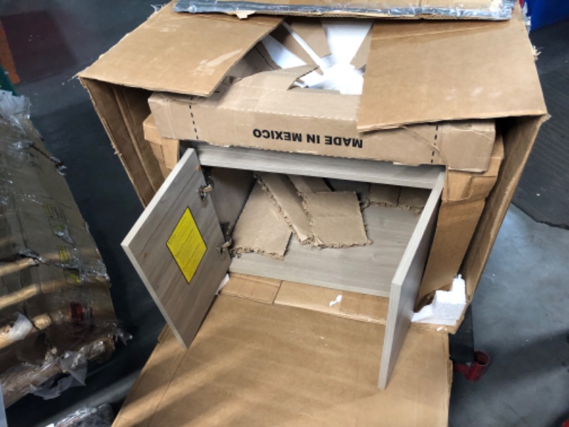 Photo 1 of ***USED - LIKELY MISSING PARTS - UNABLE TO VERIFY FUNCTIONALITY***
Spring Mill Cabinets Kelby 24 Inch Modern Floating Bathroom Vanity with White Single Sink Top, 2-Door Cabinet, 24.5" W x 18.75" D x 22.25" H, Forest Elm