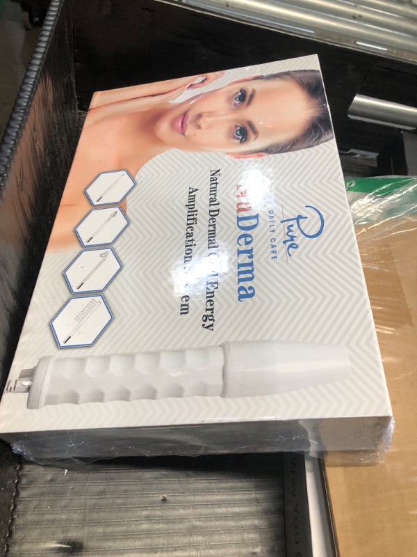 Photo 2 of ***FACTORY SEALED*** NuDerma Portable Handheld Skin Therapy Wand Machine w/Neon – Anti-Aging - Skin Tightening - Wrinkle Reducing - Dark Circles – Clarifying - Hair & Scalp Stimulator