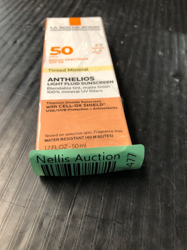 Photo 3 of ***NON REFUNDABLE***La Roche-Posay Anthelios Tinted SPF 50 Sunscreen & Toleriane Gentle Cleanser Travel Set - With Titanium Dioxide & Niacinamide 1.7 Fl Oz (Pack of 1)