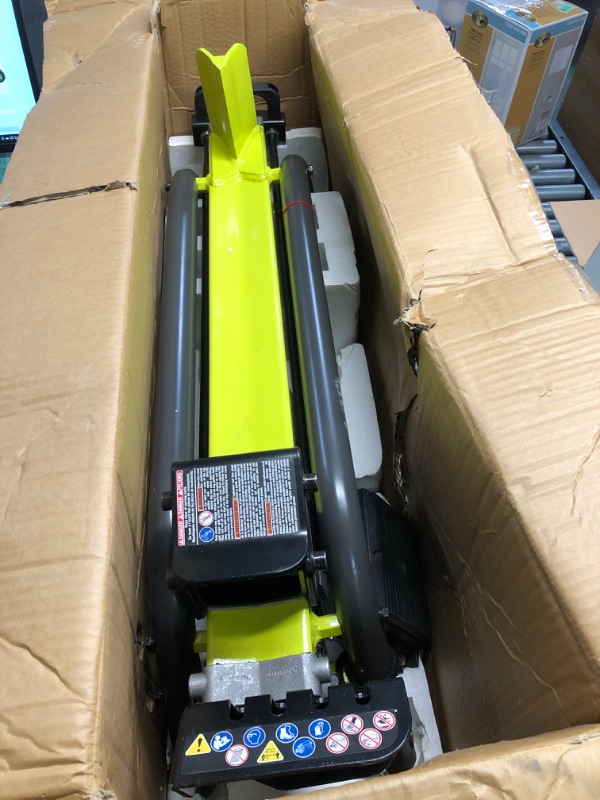 Photo 2 of  RYOBI 5-Ton 15 Amp Horizontal Electric Log Splitter