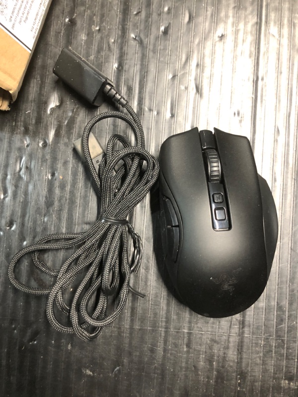 Photo 2 of **MISSING DONGLE**UNABLE TO TEST** Razer Naga V2 Pro Wireless Gaming Mouse: Interchangeable Side Plate w/ 2, 6, 12 Button Configurations - Focus+ 20K DPI Optical Sensor - Fastest Gaming Mouse Switch - Chroma RGB Lighting (Renewed)