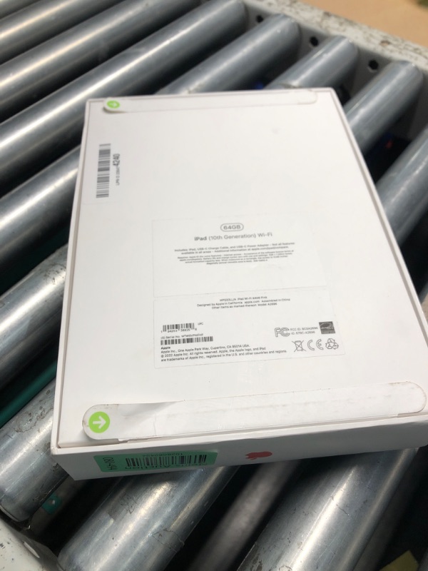 Photo 3 of ***FACTORY SEALED***Apple iPad (10th Generation): with A14 Bionic chip