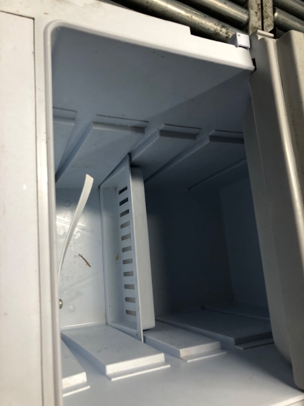 Photo 1 of ***NONREFUNDABLE - THIS SALE FINAL -  PARTS ONLY - SEE COMMENTS***
Koolatron Electric Portable Cooler Plug in 12V Car Cooler/Warmer, 33 qt (31 L),No Ice Thermo Electric Portable Fridge 