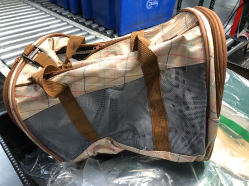Photo 1 of ***STOCK PHOTO REFERENCE ONLY***
Cat Carrier for Small Cat Pet Carrier for Large and Medium Cat Puppies Portable Cat Carrier Soft Pet Travel Carrier 