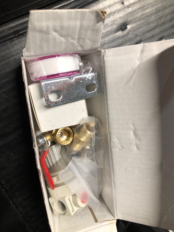 Photo 1 of MEANLIN MEASURE 1/4 Inch NPT Air Compressor Regulator with Gauge, 0-150 PSI AR2000 Air Gauge Regulator Inline for Air Compressor and Pneumatic Tools