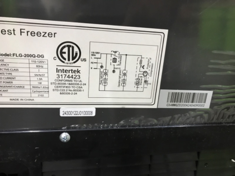 Photo 5 of **NONREFUNADABLE**FOR PARTS OR REPAIR**SEE NOTES**
*****STOCK PHOTO FOR REFERENCE**SILVER/BLACK**
Chest Freezer Small Deep Freezer 5 Cu.Ft Free-Standing Top Door Freezer with Adjustable 7 Thermostat and 2 Removable Basket, Compact Freezer for Garage Basem