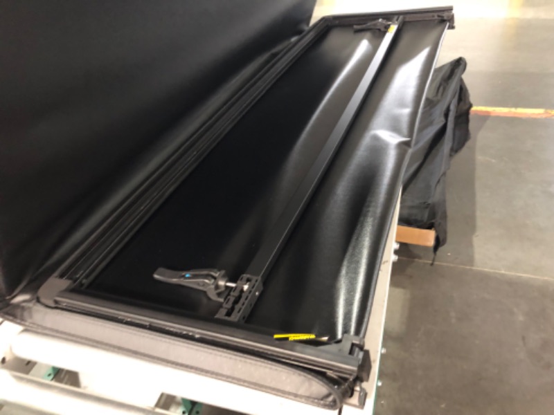 Photo 3 of ***USED - LIKELY MISSING PARTS - UNABLE TO VERIFY FUNCTIONALITY***
Tyger Auto T3 Soft Tri-Fold Truck Bed Tonneau Cover Compatible with 1988-2006 Chevy Silverado / GMC Sierra 1500 2500 HD 3500 HD | 2007 Classic ONLY | Fleetside 8' Bed (97") | TG-BC3C1010 ,