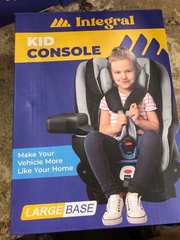 Photo 3 of kid console for car seat
