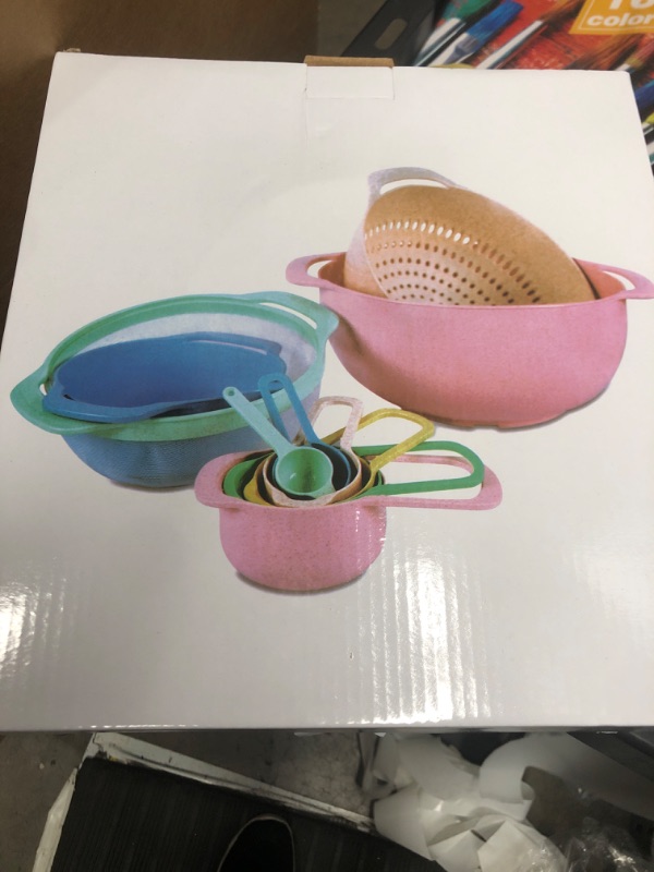 Photo 1 of 10 PC MIXING BOWL SET 