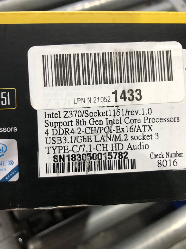 Photo 3 of GIGABYTE Z390 UD (LGA 1151 (300 Series) Intel Z390 SATA 6Gb/s ATX Intel Motherboard for Cryptocurrency Mining with above 4G Decoding, 6 x PCIe Slots)
