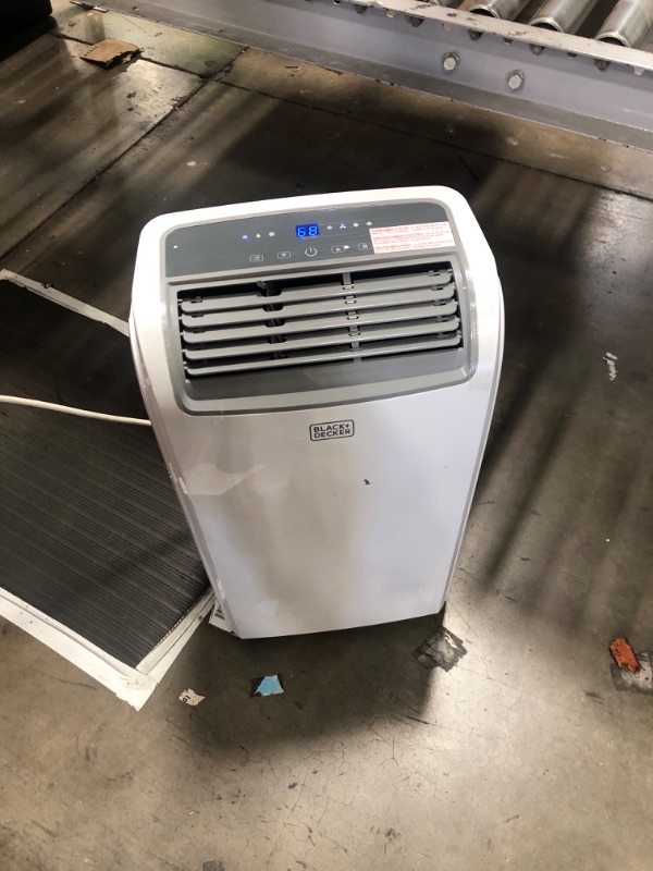 Photo 4 of (used/rough shape/functional) BLACK+DECKER 5000-BTU DOE (115-Volt) White Vented Portable Air Conditioner with Remote Cools 350-sq ft
