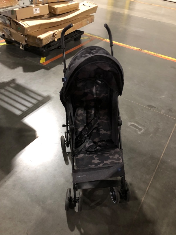 Photo 7 of ***USED - DAMAGED - FRAME BENT - SEE PICTURES - NO PACKAGING***
babyGap Classic Stroller - Lightweight Stroller with Recline, Compact Fold & Removable Parent Organizer - Made with Sustainable Materials, Black Camo