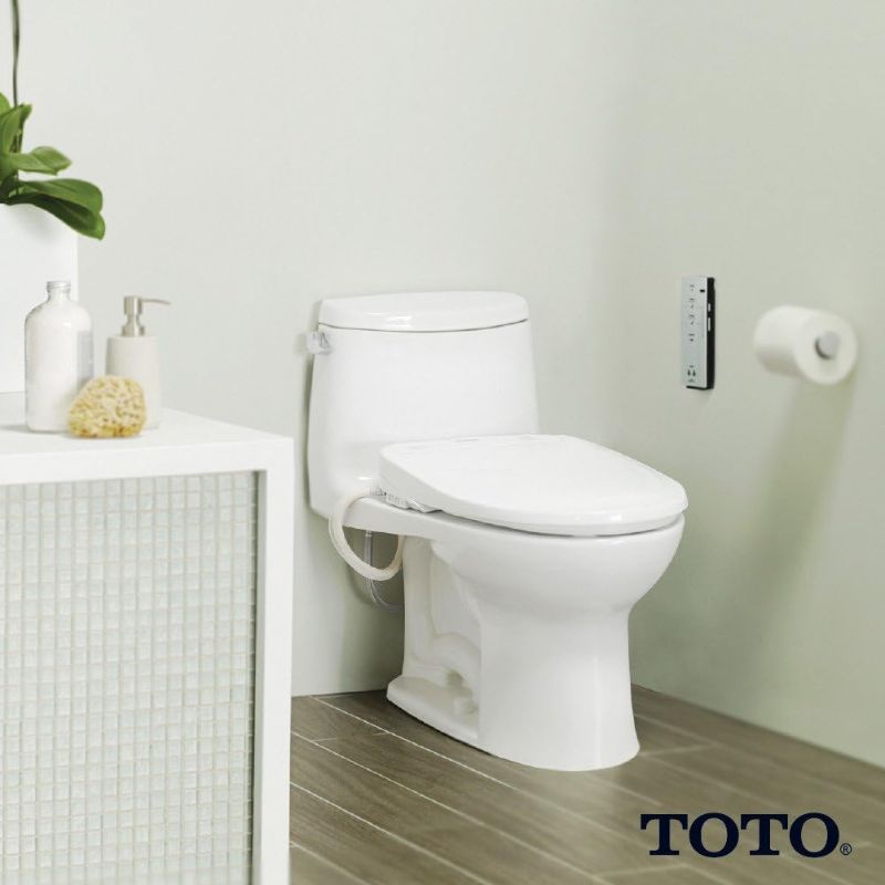 Photo 1 of ***USED - POWERS ON - UNABLE TO TEST FURTHER - LIKELY MISSING PARTS***
TOTO SW573#01 S300E Electronic Bidet Toilet Cleansing, Instantaneous Water, EWATER Deodorizer, Warm Air Dryer, and Heated Seat, Round, Cotton White