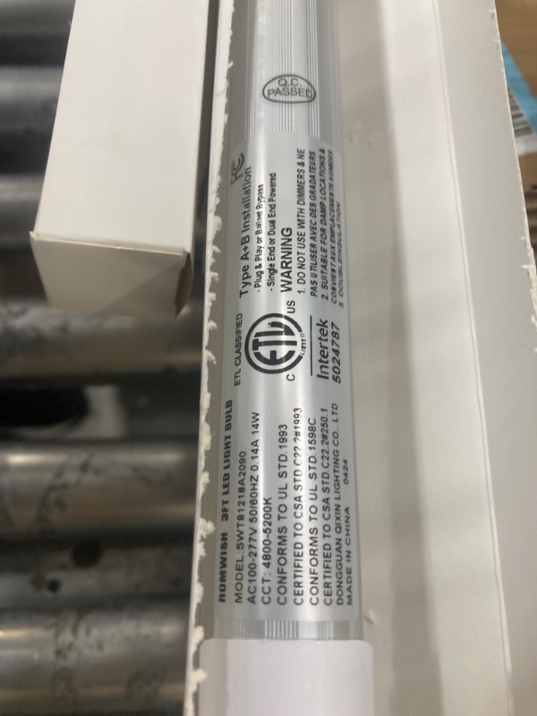 Photo 2 of 3FT LED Tube Light, T8 T10 T12 LED Light Bulb, 14W(30W Equiv.), 5000K Daylight, 1600LM, 36 Inch F30T12 Fluorescent Tube Replacement, Remove Ballast, Dual-Ended Power, Clear Cover, 4 Pack 3FT-4Pack