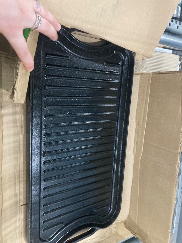 Photo 1 of Amazon Basics Pre-Seasoned Cast Iron Reversible Rectangular Grill/Griddle, Black, 20 x 10.39 x 0.98 inch