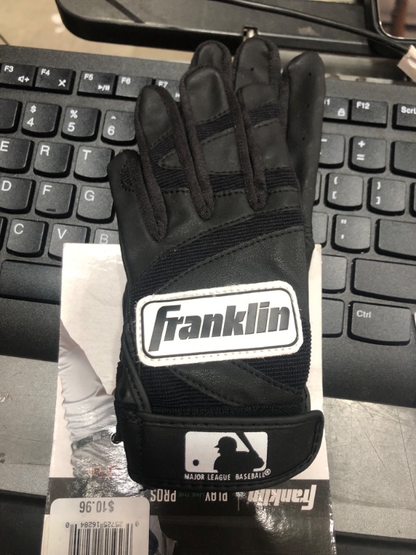 Photo 1 of ******BUNDLE OF TWO ****** FRANKLIN BATTING GLOVES TEEBALL SIZE S 