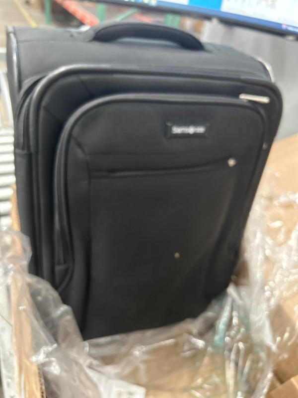 Photo 2 of ***SEE NOTES*** 
Samsonite Lineate DLX Softside Expandable Luggage with Spinner Wheels, Black Carry On EXP Spinner Black