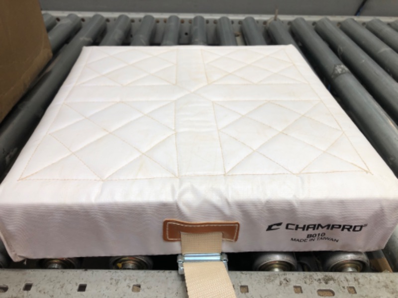 Photo 3 of 3 Count Champro PVC Quilted Base 14" x 14" x 2" White